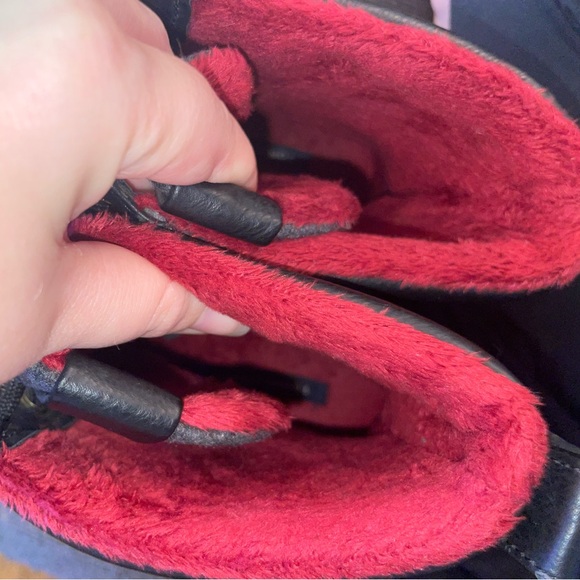 Tommy Hilfiger women’s duck boots - Picture 4 of 5